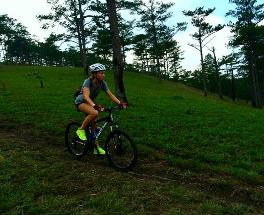 mountainbiking-in-dalat-with-highland-sport-travel-(3)