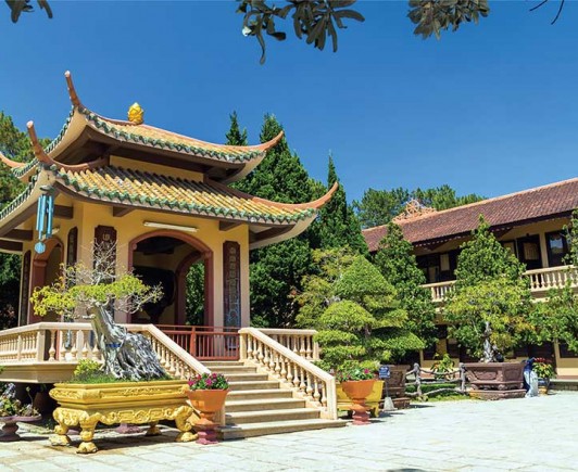 truc-lam-zen-temple